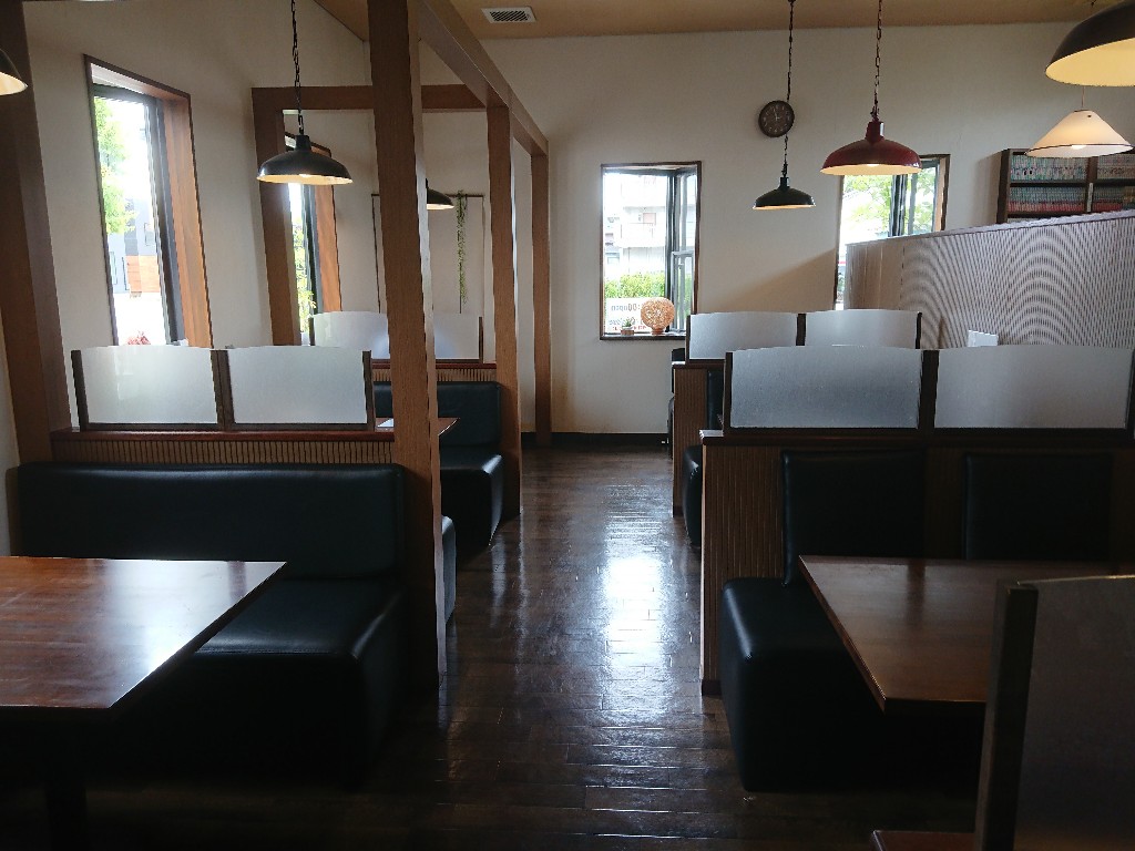 ここは3丁目 店内3_copy_1024x768