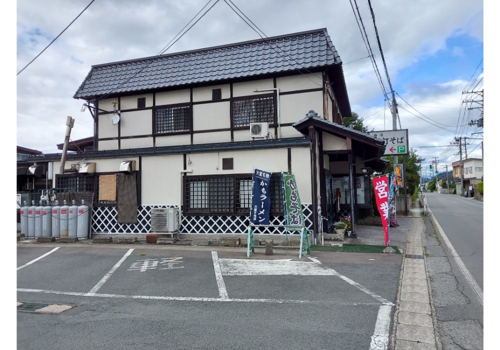 あきばやー外観2