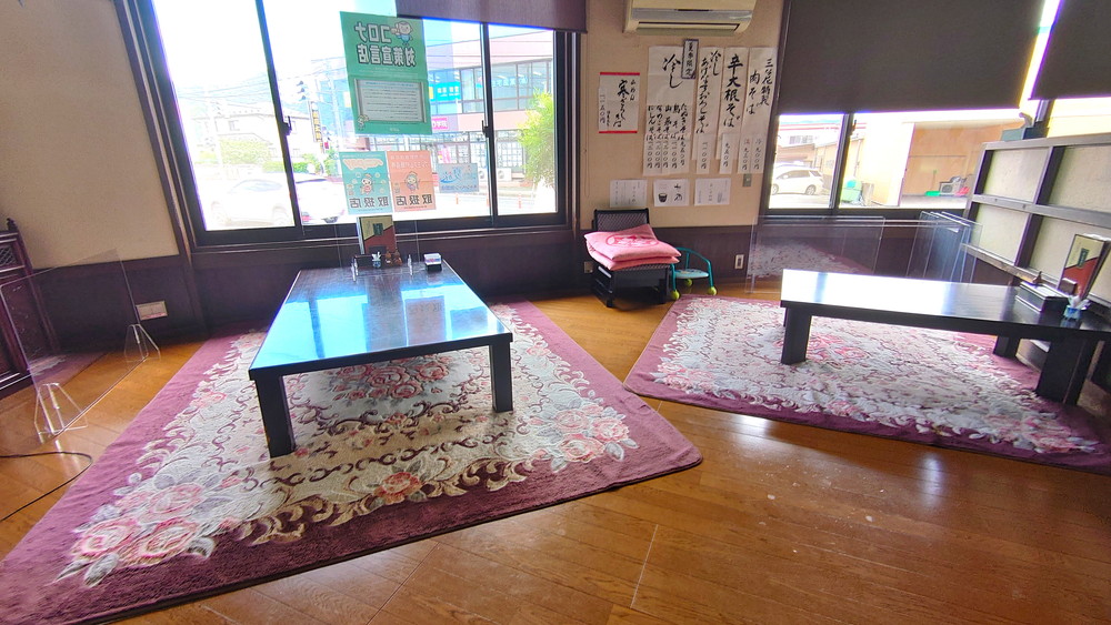 そば処三な花-店内3