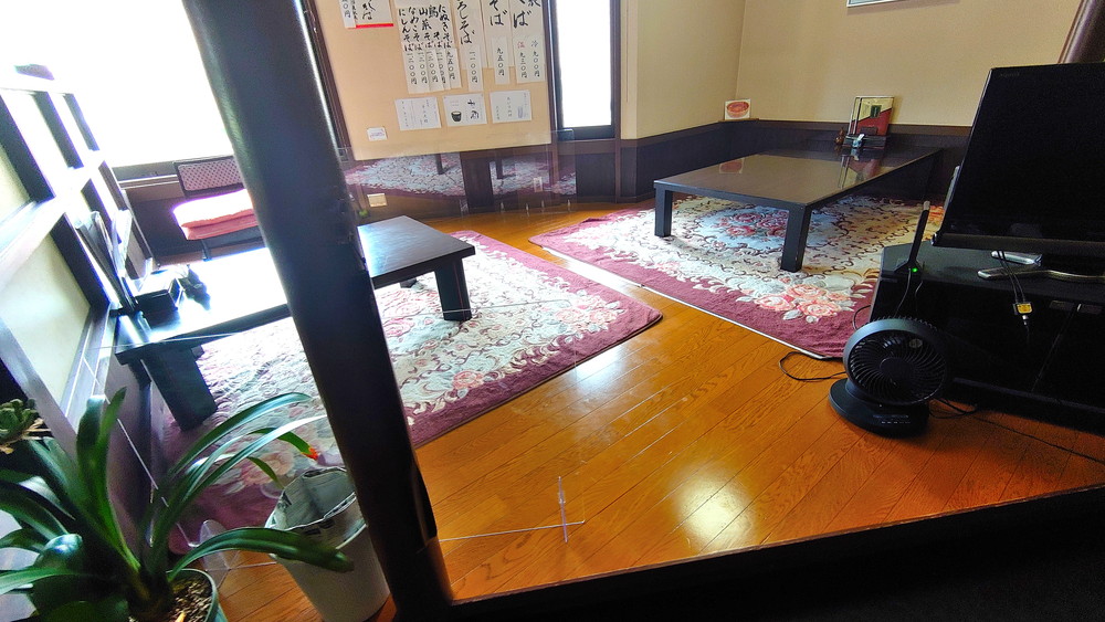 そば処三な花-店内5