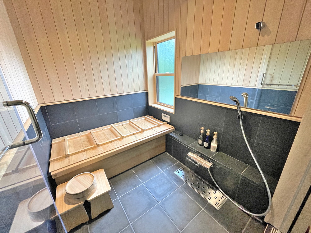 ソトニコ-浴室