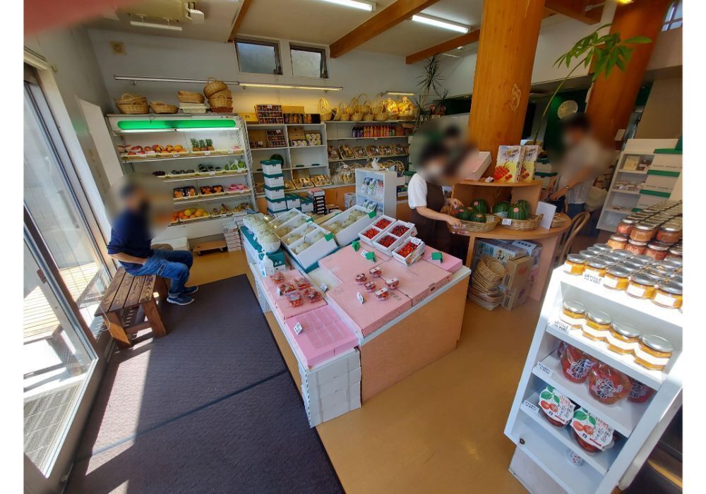 フルーツショップ青森屋ー内観1