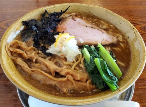 山形ラーメンレポ】麺屋 葵〜めんやあおい〜（南陽市宮内）｜煮干し香る濃厚スープが大人気！ | やまがたぐらし