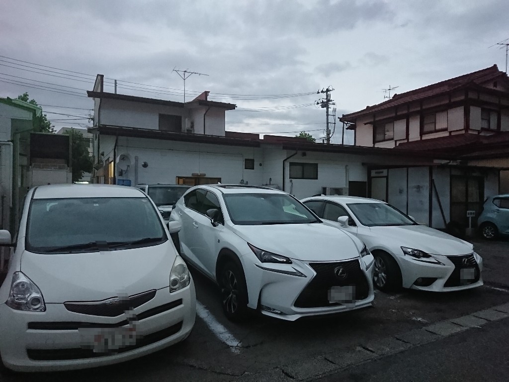 キッチンシンエコー駐車場_copy_1024x768