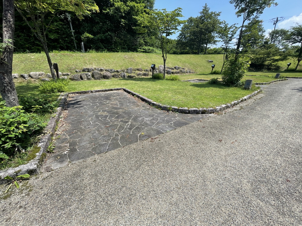 弓張平オートキャンプ場-フラワーサイト2