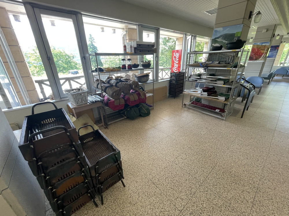 弓張平オートキャンプ場-センターハウス3