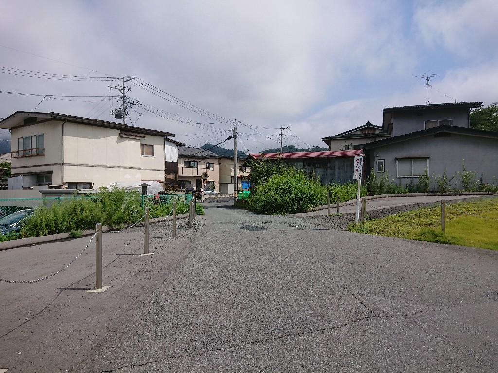 くじら　駐車場２_copy_1024x768