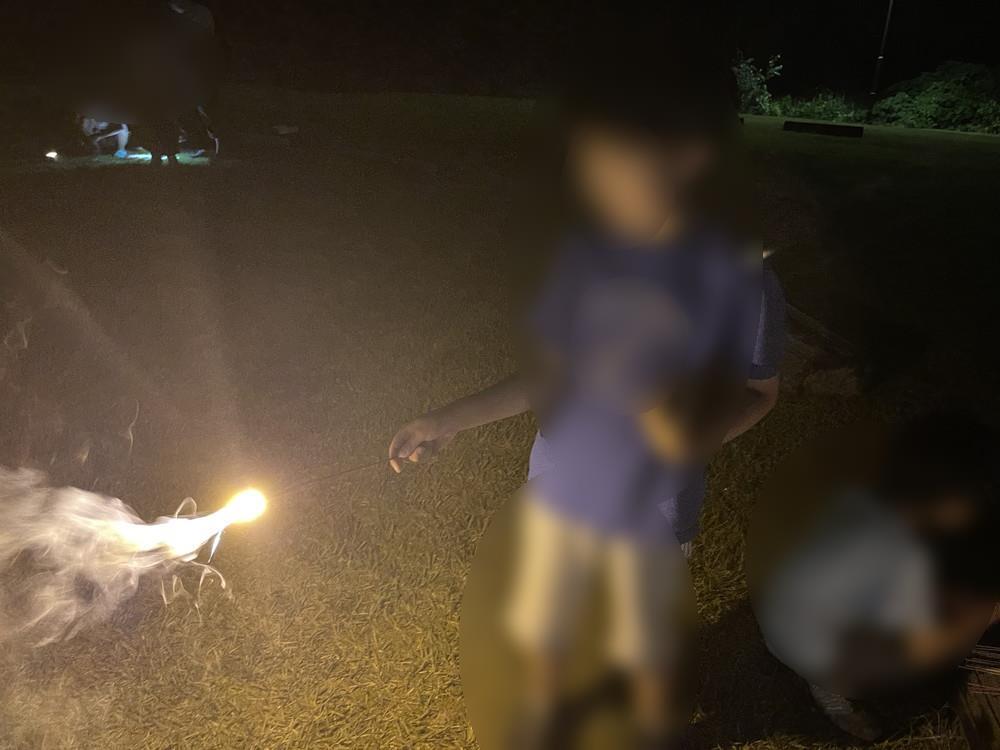 弓張平オートキャンプ場-花火3