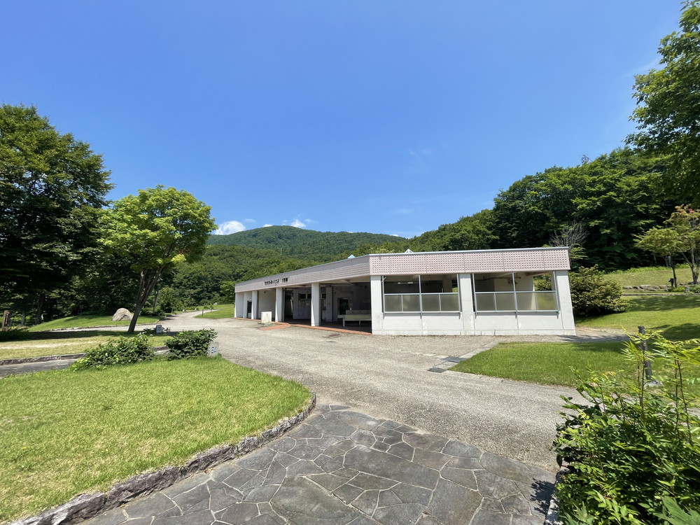 弓張平オートキャンプ場-サテライトハウス1号館1