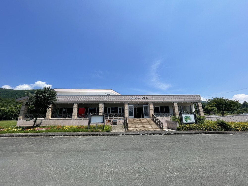弓張平オートキャンプ場-センターハウス1