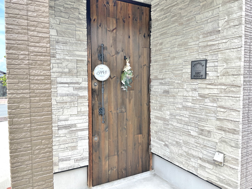 トライアングル-入り口