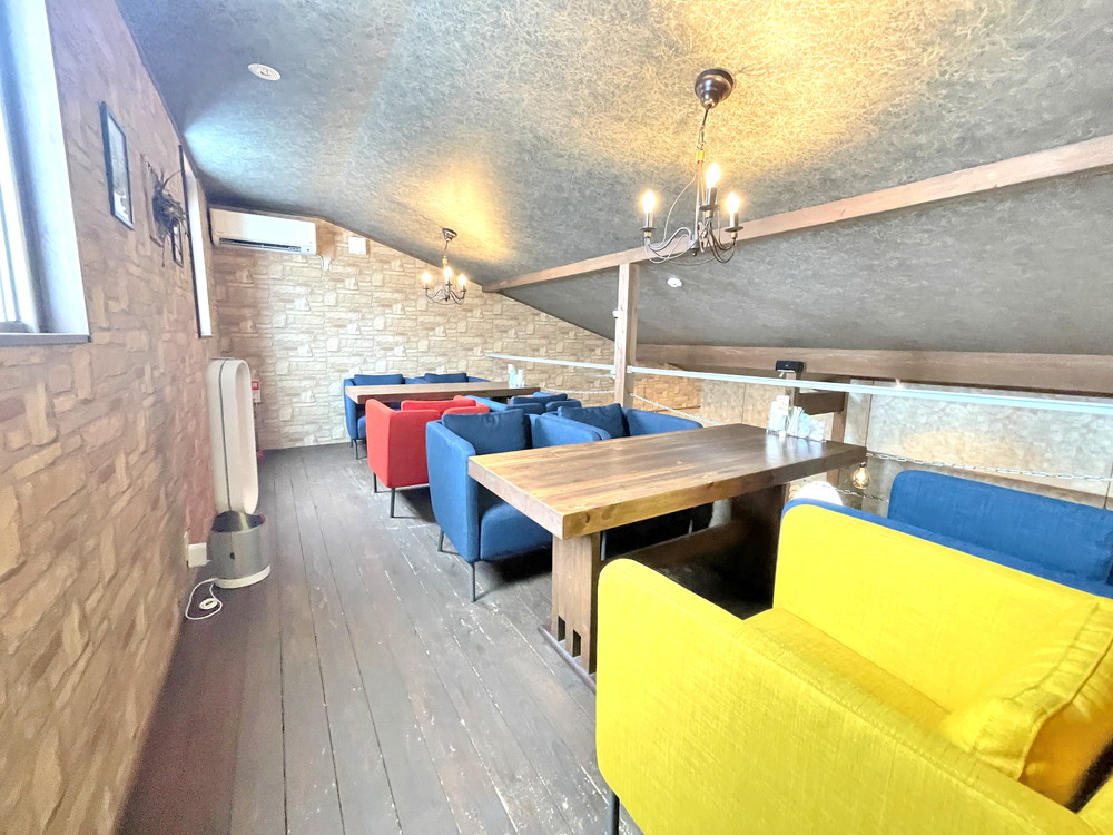 トライアングル-店内②