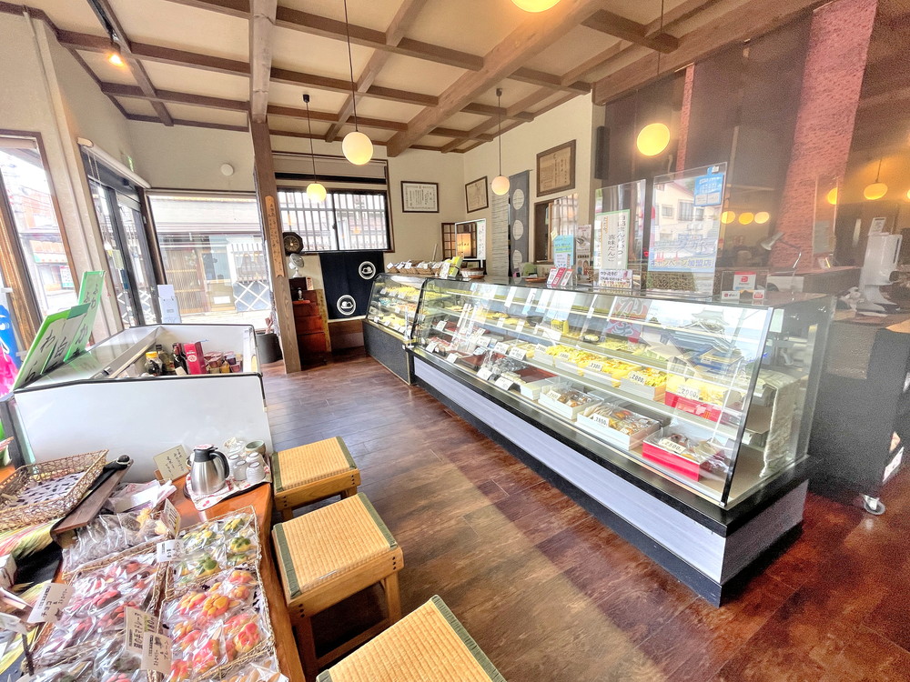 十五屋本店-店内①