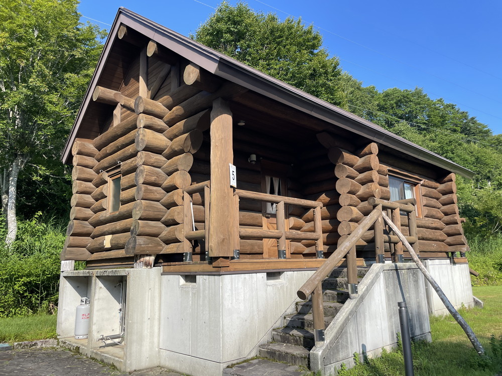 弓張平オートキャンプ場-コテージサイト2