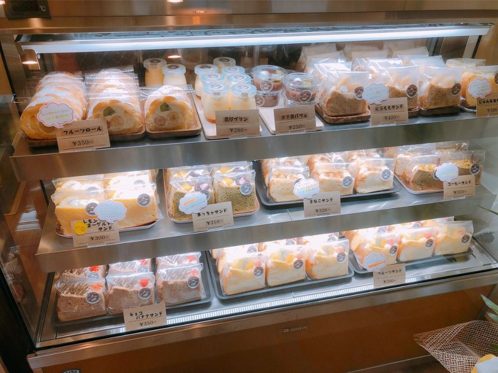 森のケーキ屋さん_内観1