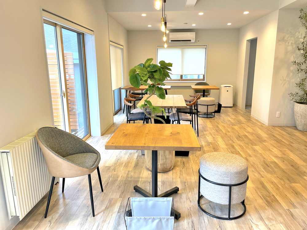 カフェアルト-店内①