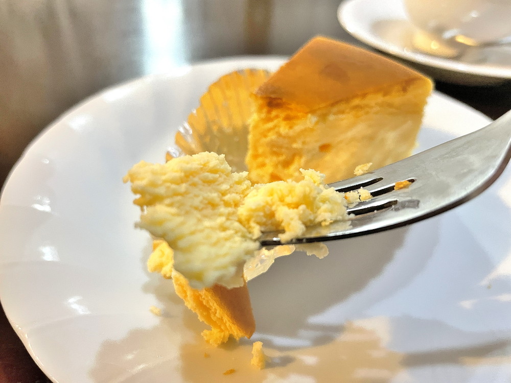 ハチノス-チーズケーキ②