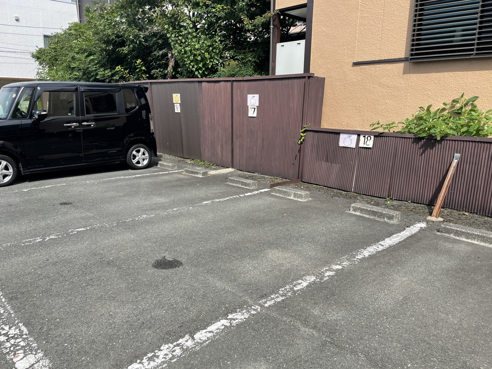 和食お食事処ゆず-駐車場 (4)