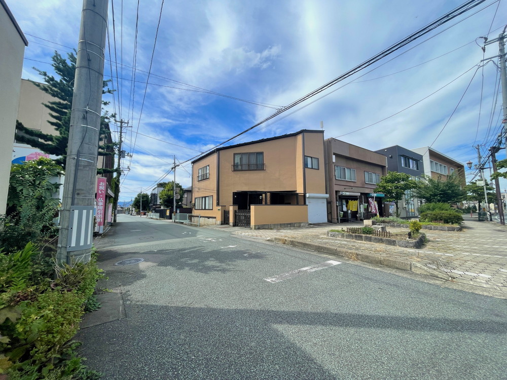 和食お食事処ゆず-駐車場 (1)