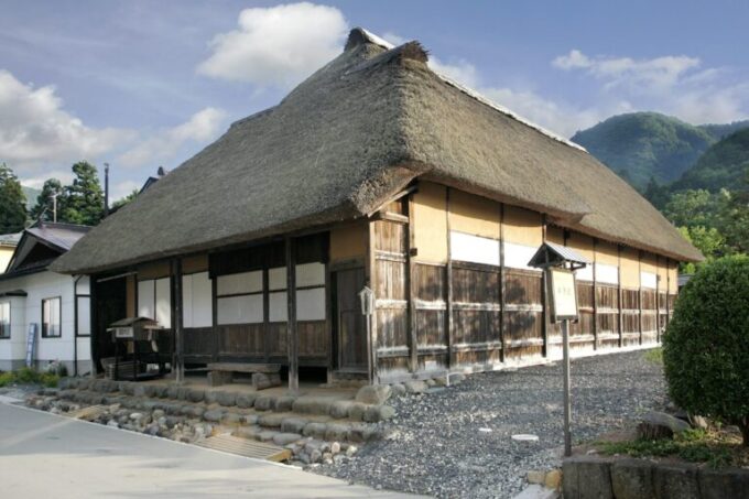 上山市楢下宿 大黒屋