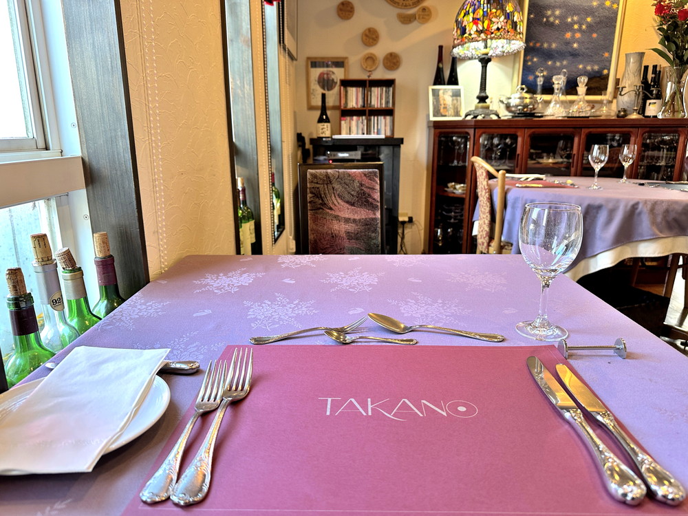 レストランタカノ-卓上