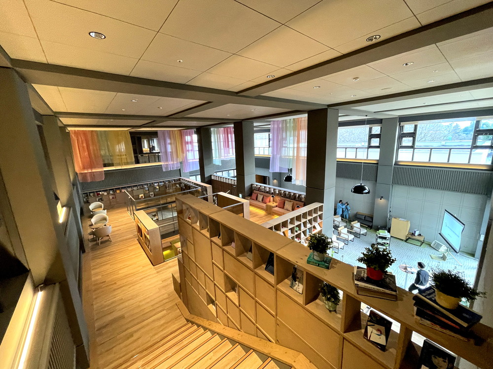 おふろカフェゆさ3-コワーキングライブラリー9