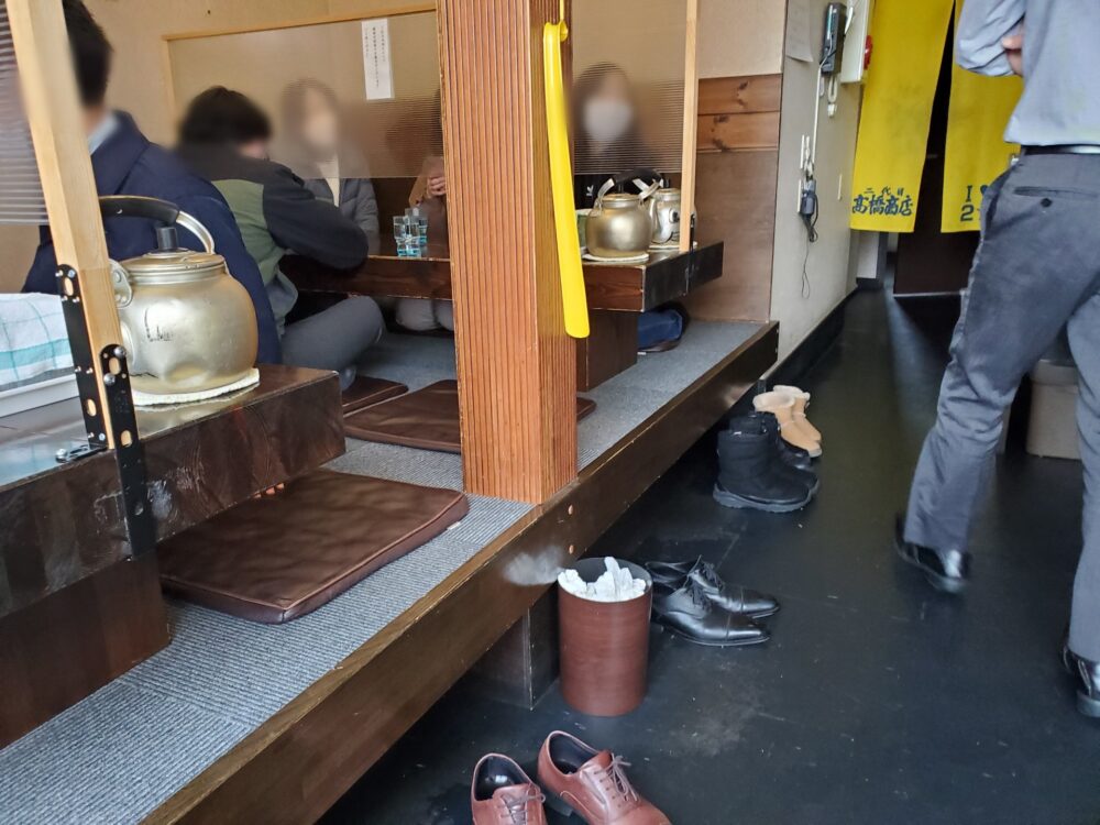 二代目高橋商店 (店内)