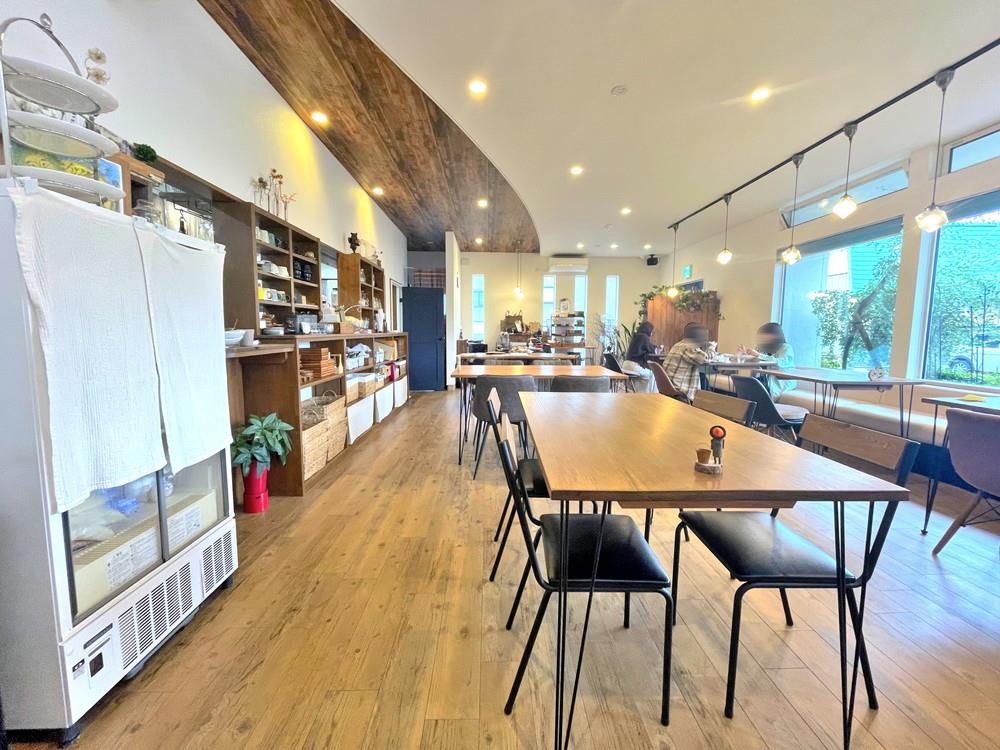 カフェSORA- 店内①