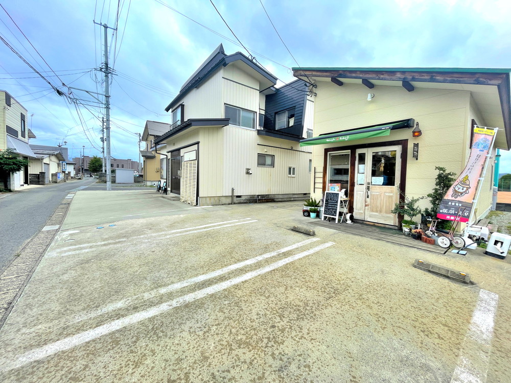 メイプルベーカリー-駐車場①