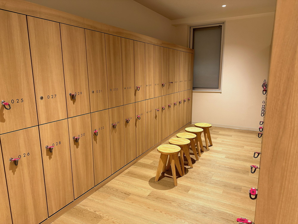 おふろカフェゆさ4-ロッカールーム1