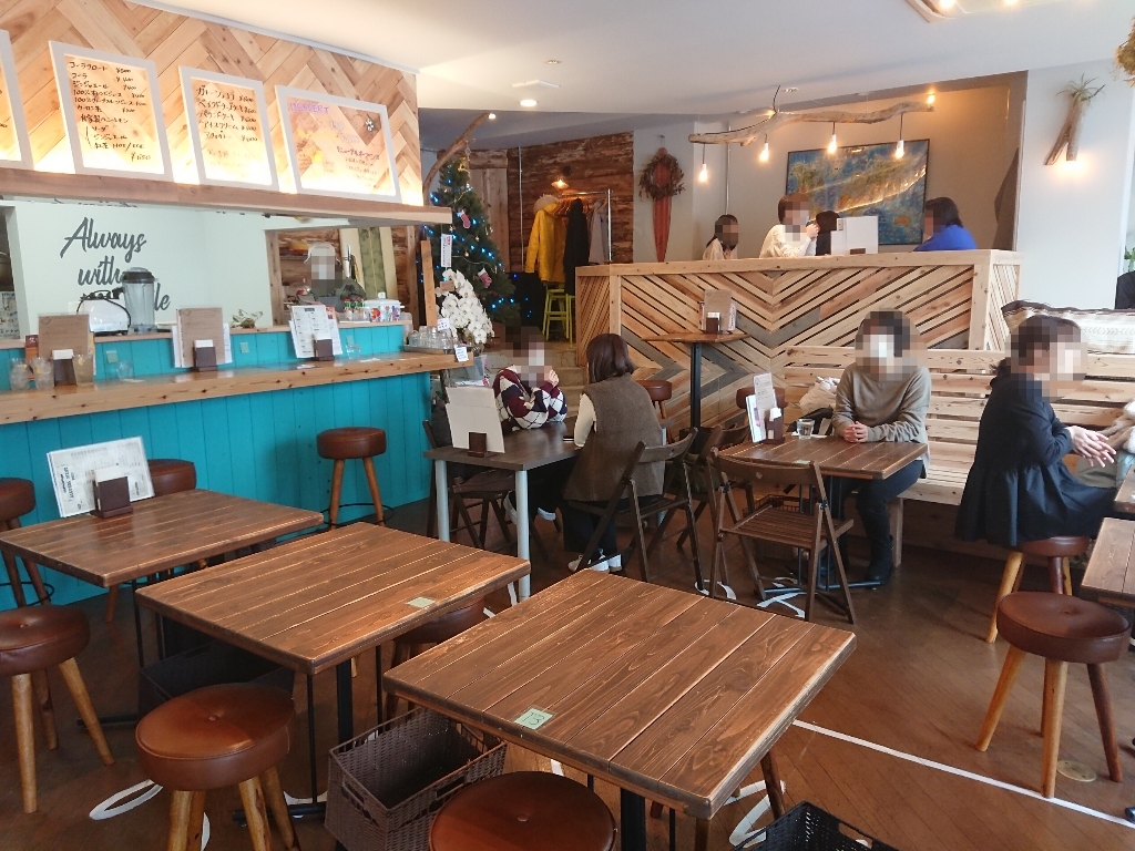 TiPicafe(ティピカフェ)　　店内_copy_1024x768
