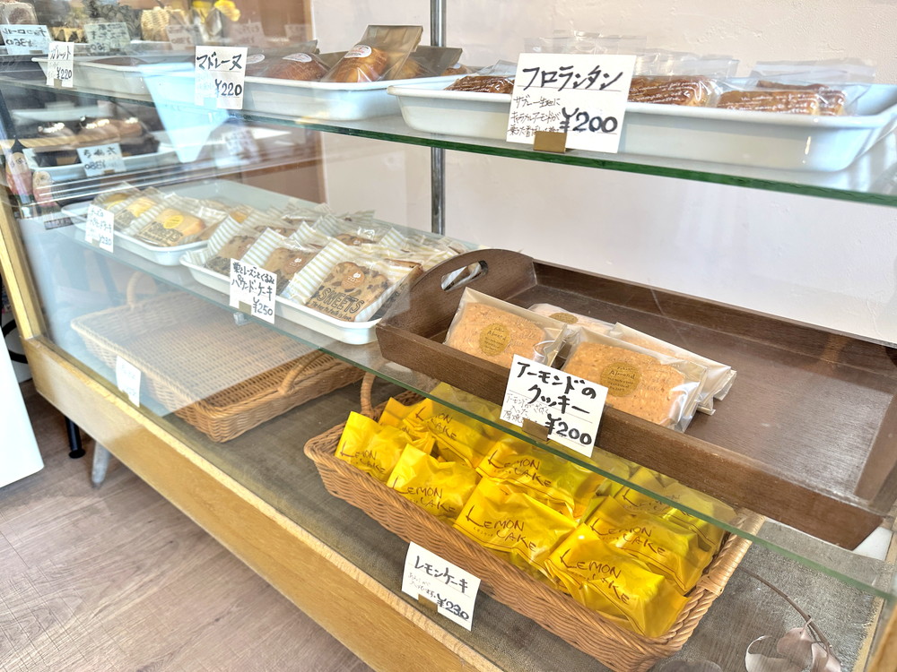 三木や洋菓子店-店内⑵