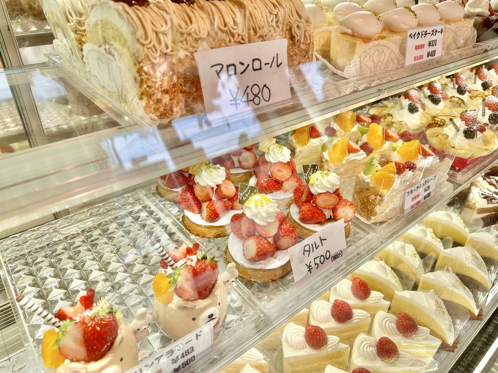 パティシエール・ショージ-ショーケース中央 (1)