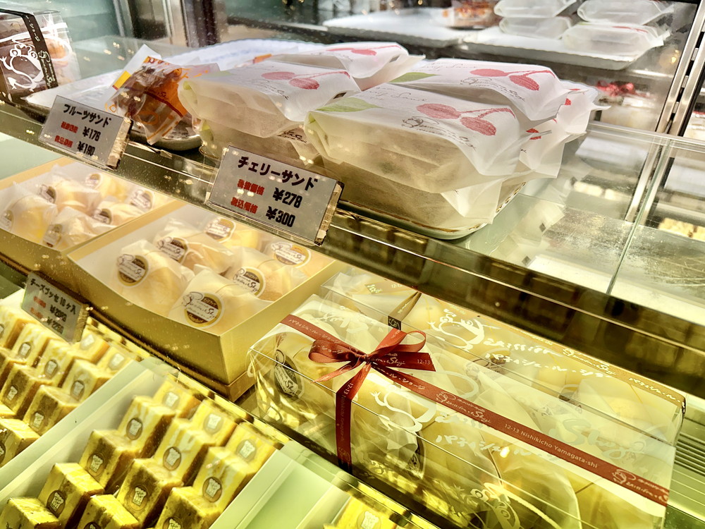 パティシエール・ショージ-ショーケース左 (6)