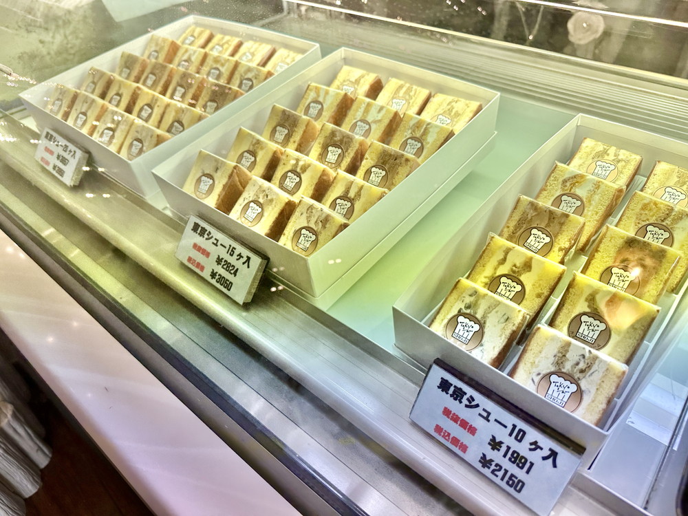 パティシエール・ショージ-ショーケース左 (1)