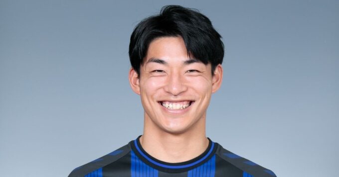 サイン色紙　ガンバ大阪　半田陸選手 ガンバ大阪 半田陸選手 直筆サイン色紙