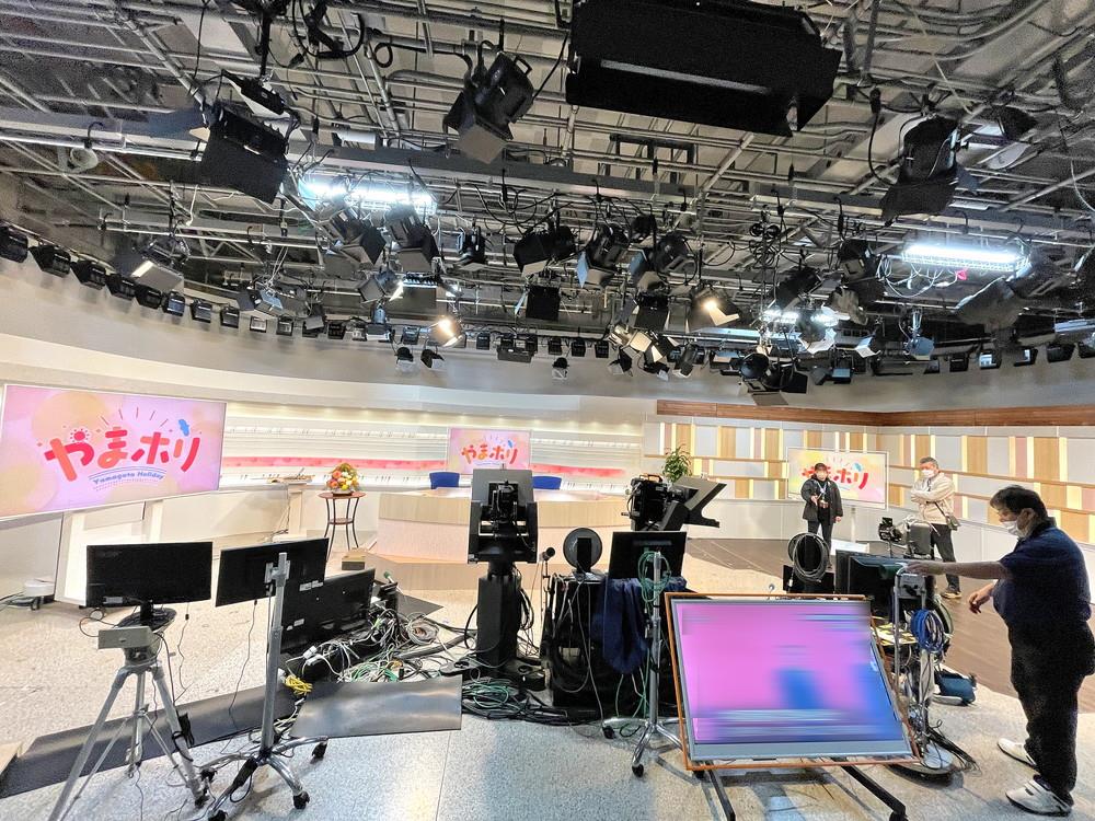 やまホリ-スタジオ密着取材1