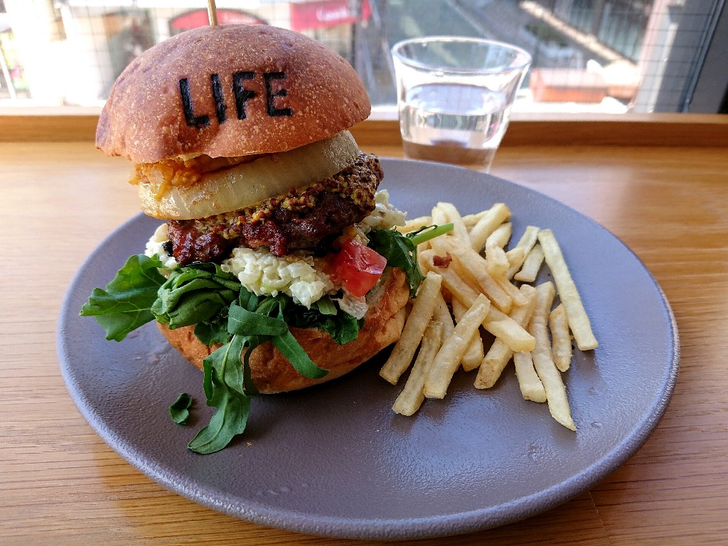 【山形ハンバーガーレポ】Life burger&cafe｜モクテル専門店ライフさんがリニューアル！