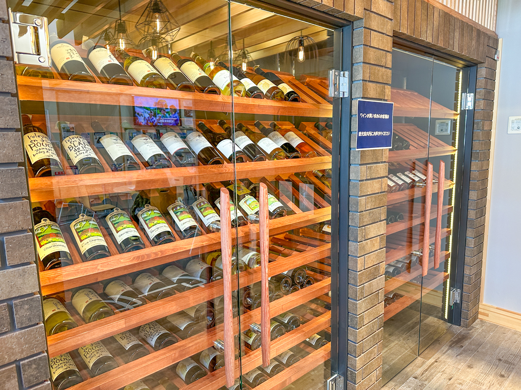 上山ワインカーヴ-3