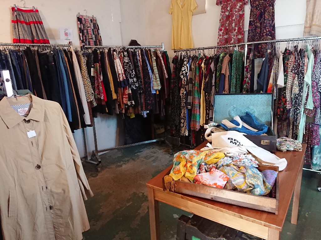 つるを内カリーヒルズ 店内6_copy_1024x768