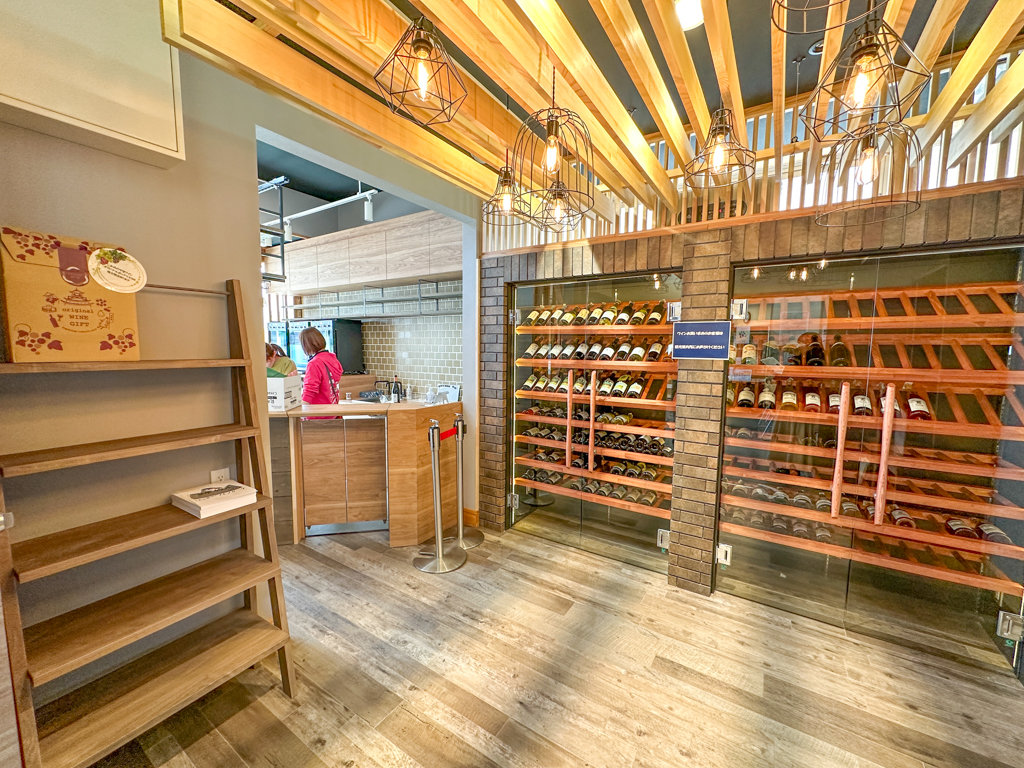 上山ワインカーヴ-6