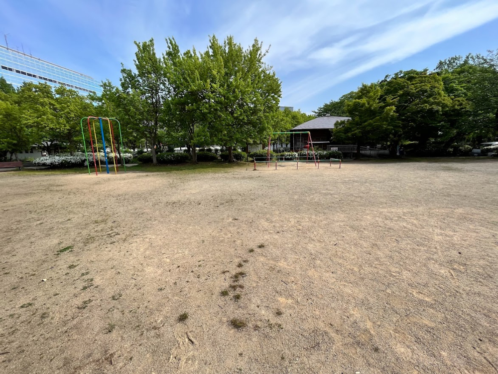 白つつじ公園12