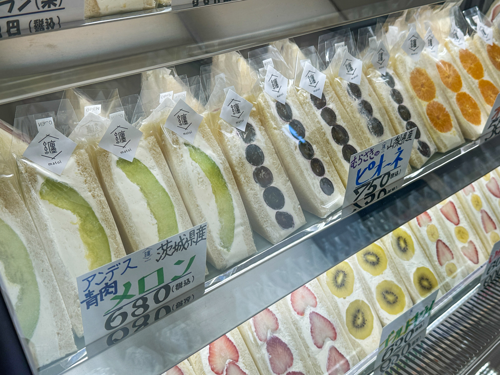 纏山形店-06