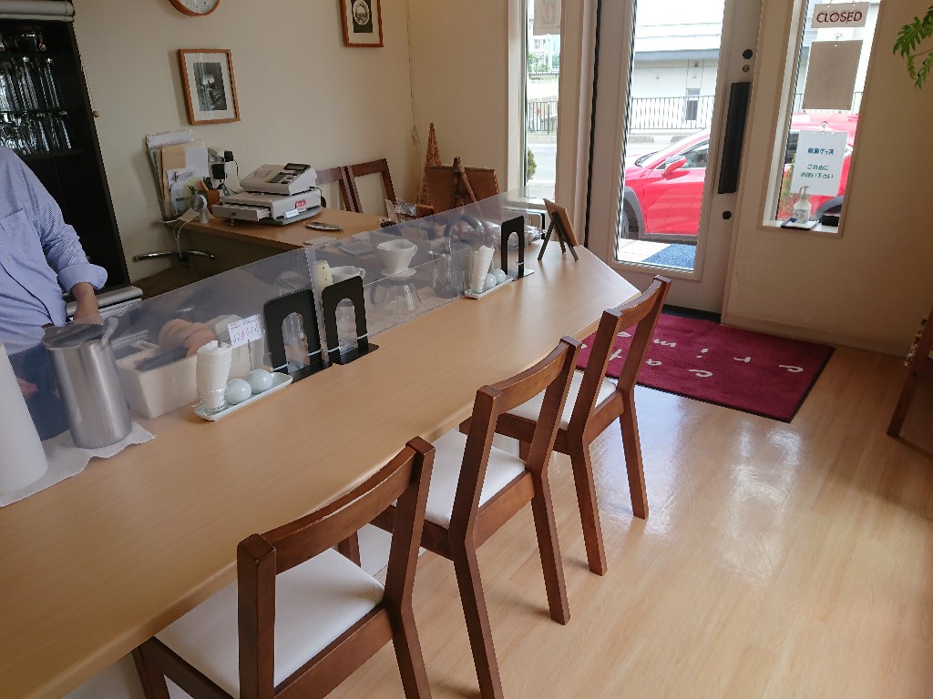 カフェクリムゾン　店内２_copy_1024x768