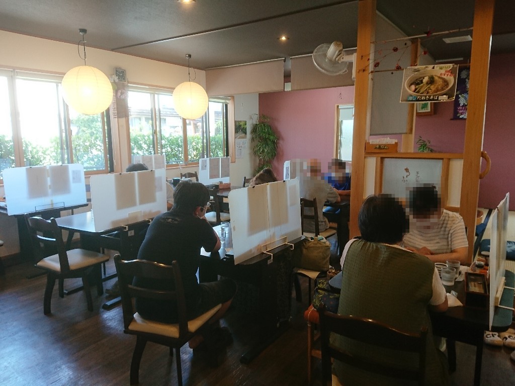 手打蕎麦きふね　店内１_copy_1024x768