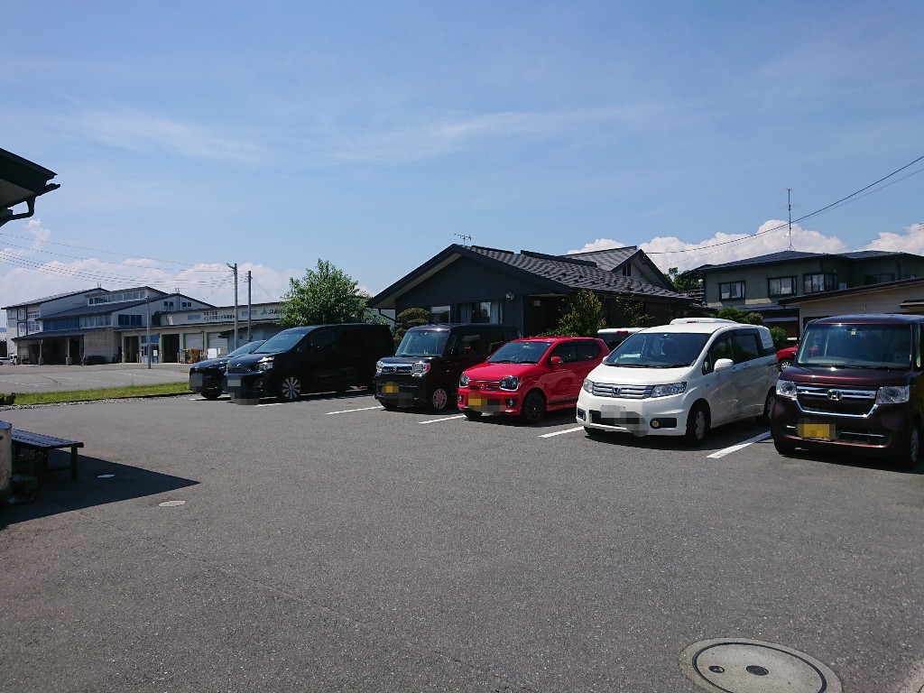 手打蕎麦きふね　駐車場_copy_1024x768