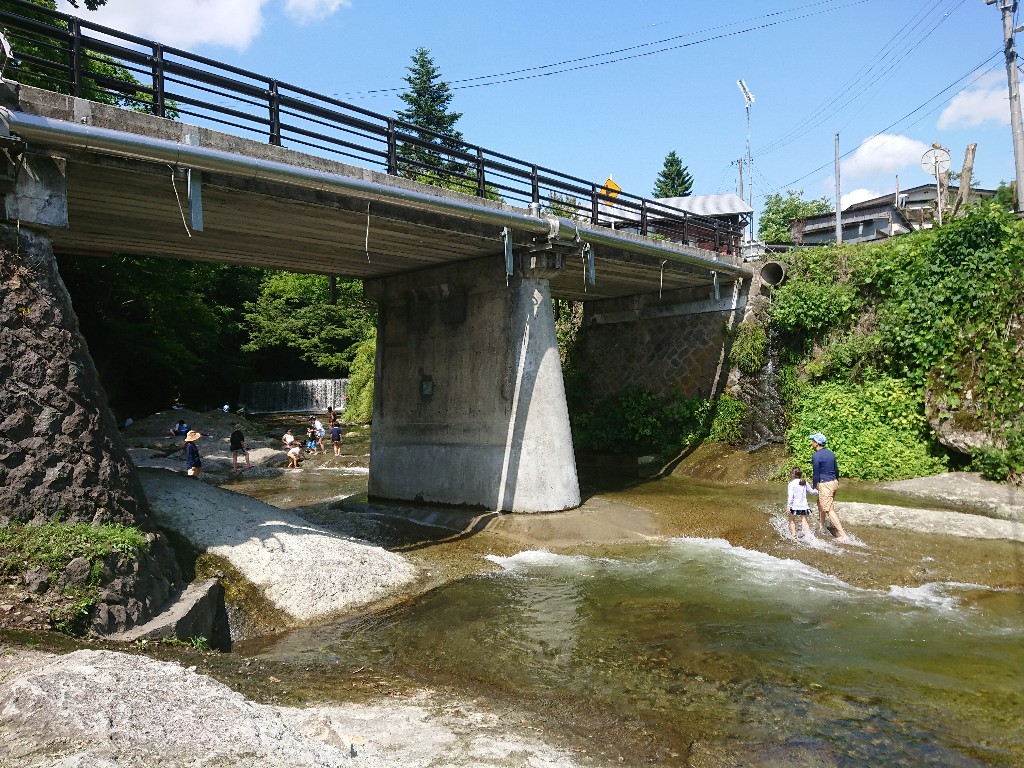 ダムコーヒースタンド　外観２_copy_1024x768