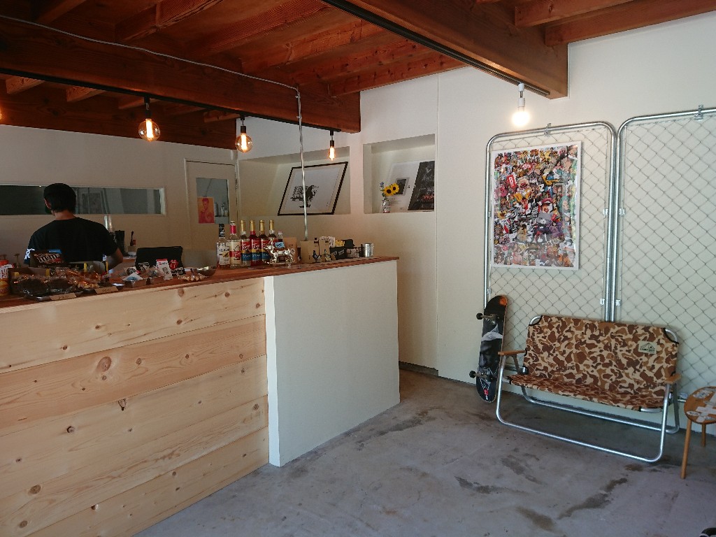 ダムコーヒースタンド　店内２_copy_1024x768