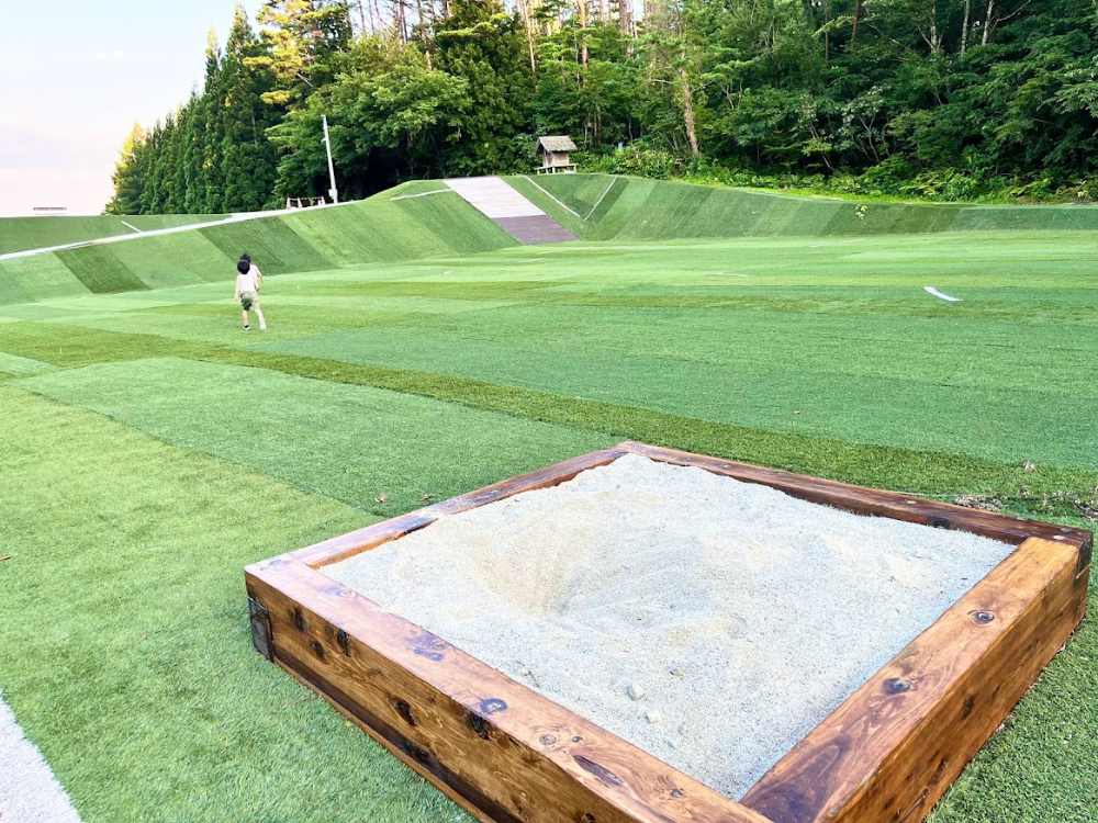 ながいピオニーの森-遊戯施設5