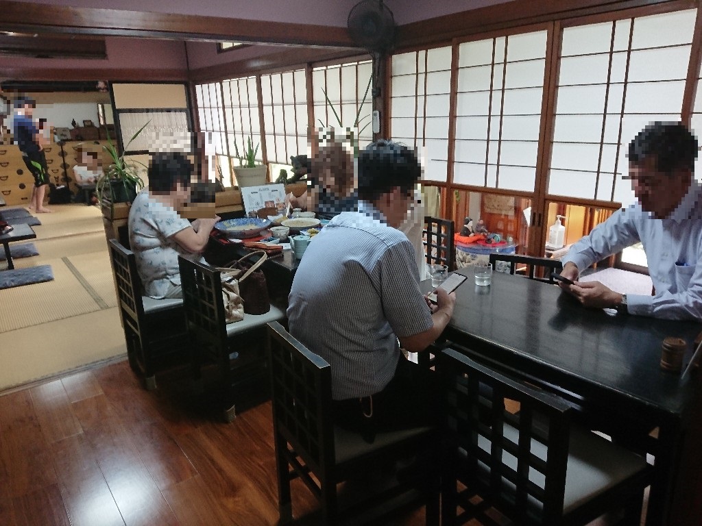 そば処 や久志　店内 (2)